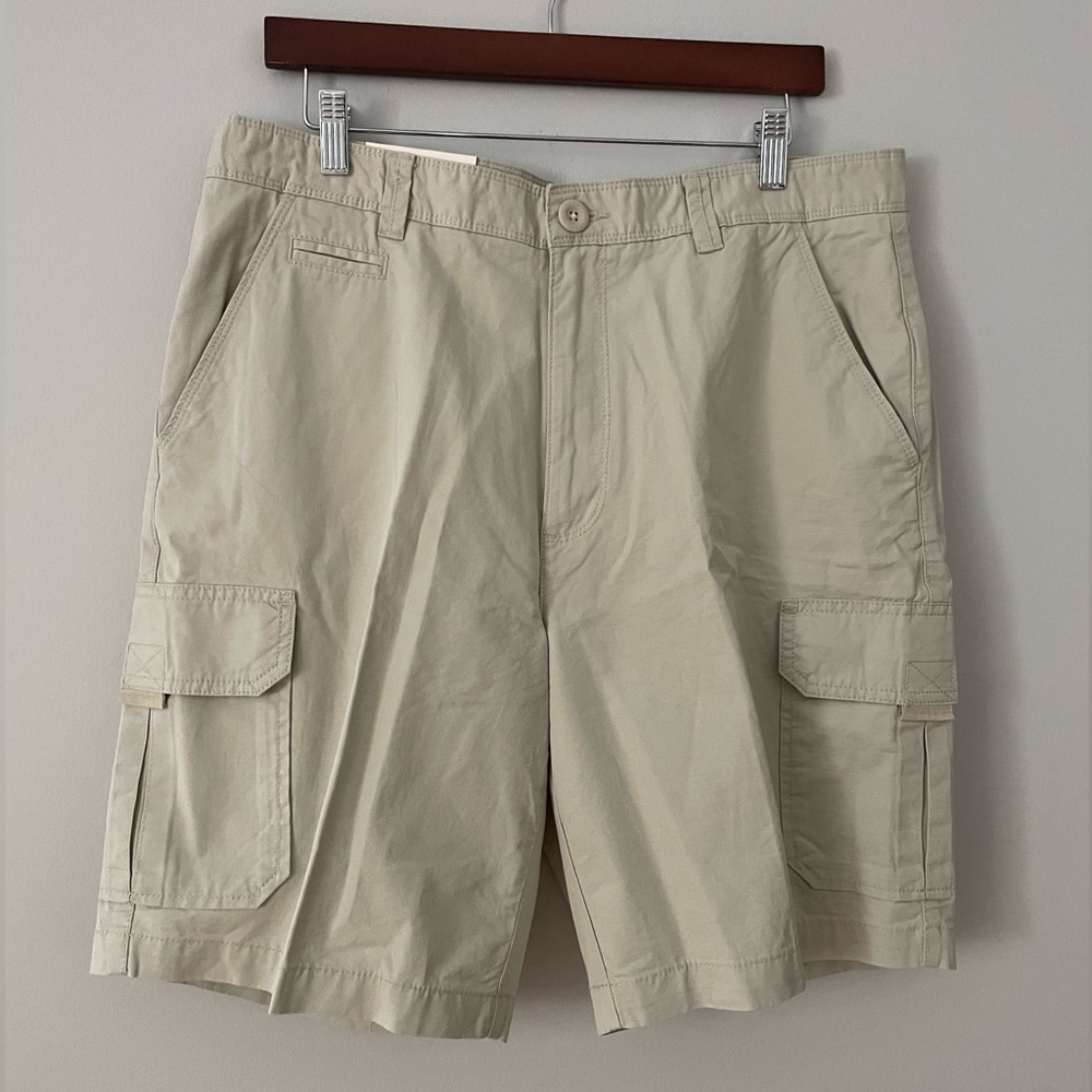 Men's Tan Cargo Shorts